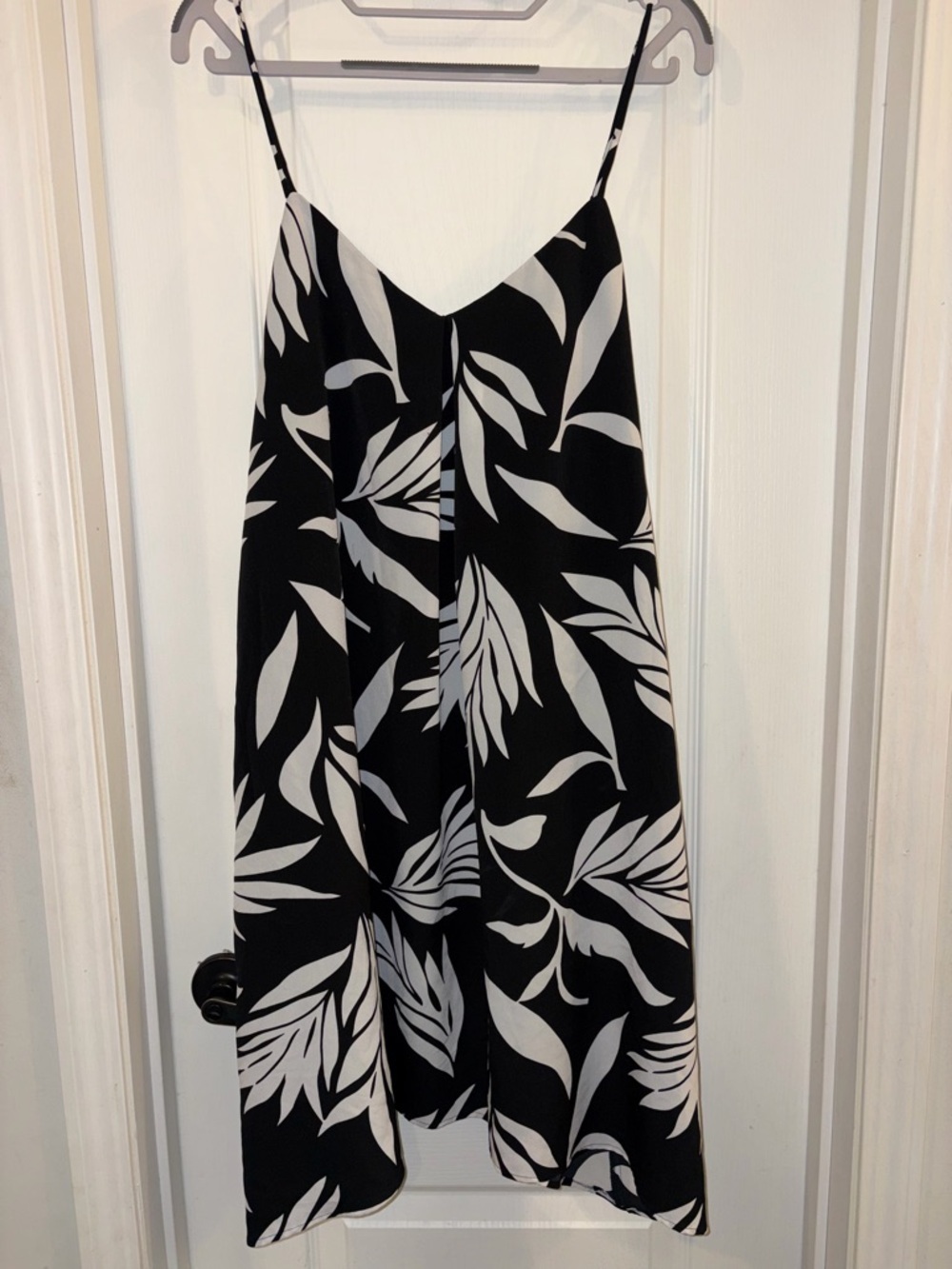 Loft Black & White Leaf Print Spaghetti Strap Dress